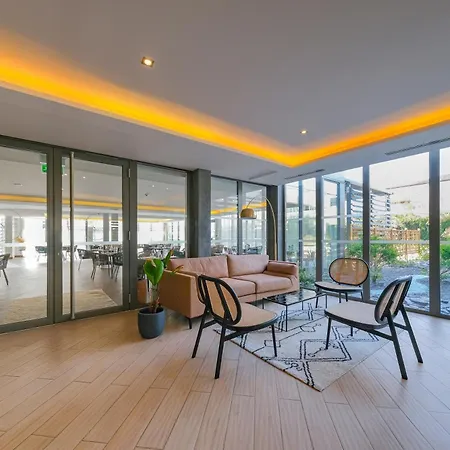 Zenitude Hotel-residences Juvignac - La Valadiere 아파트호텔